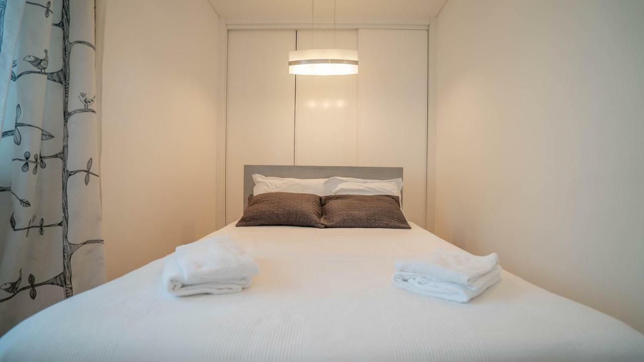 Casual @ 5 De Outubro Apartment Lisbon Bagian luar foto