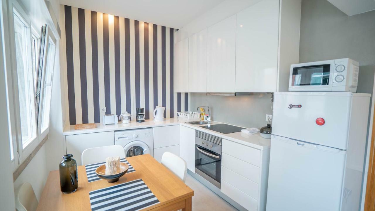 Casual @ 5 De Outubro Apartment Lisbon Bagian luar foto