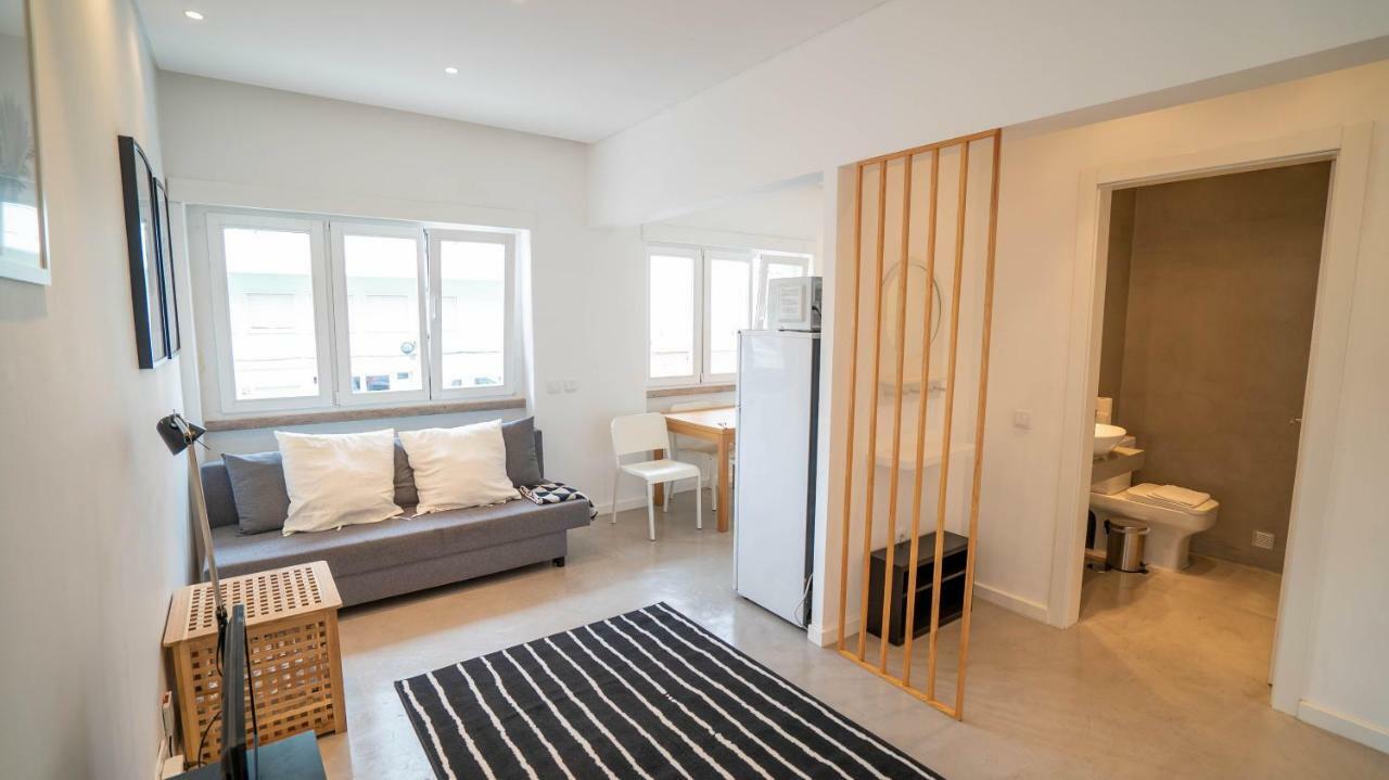 Casual @ 5 De Outubro Apartment Lisbon Bagian luar foto